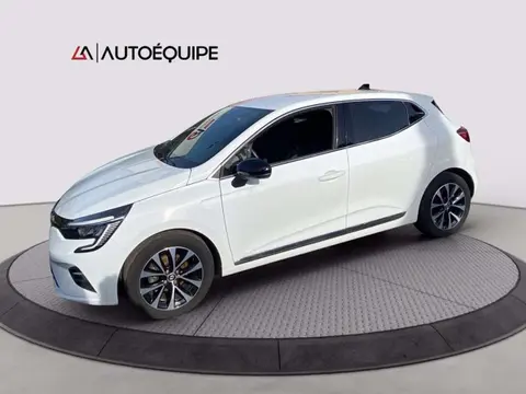 Annonce RENAULT CLIO Essence 2023 d'occasion 