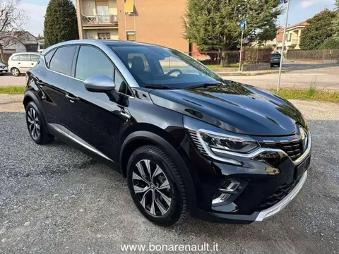 Used RENAULT CAPTUR Hybrid 2024 Ad 