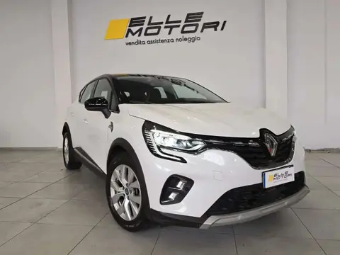 Used RENAULT CAPTUR Hybrid 2021 Ad 