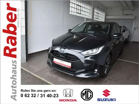 Used TOYOTA YARIS Hybrid 2020 Ad 