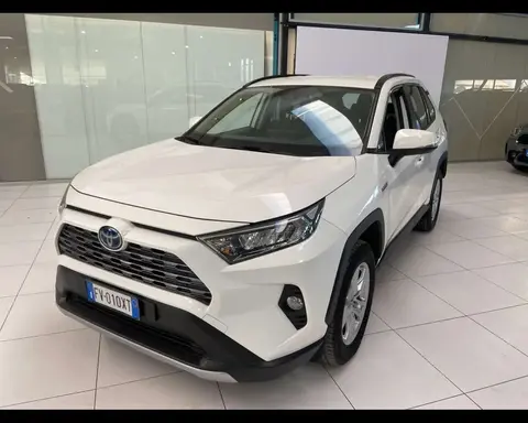 Used TOYOTA RAV4 Hybrid 2019 Ad 