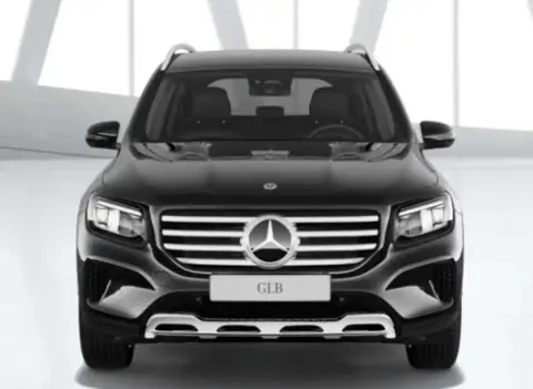 Used MERCEDES-BENZ CLASSE GLB Petrol 2024 Ad 