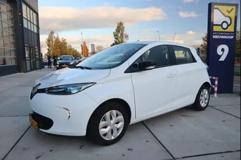 Used RENAULT ZOE Electric 2018 Ad 