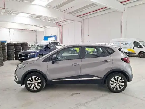 Used RENAULT CAPTUR Diesel 2019 Ad 