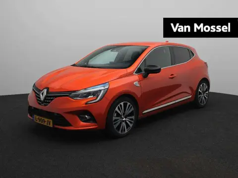 Used RENAULT CLIO Hybrid 2020 Ad 