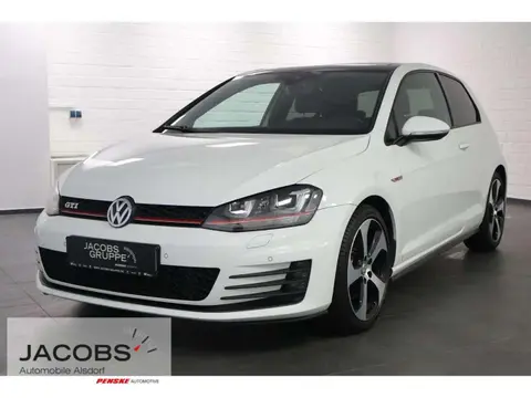 Used VOLKSWAGEN GOLF Petrol 2016 Ad 