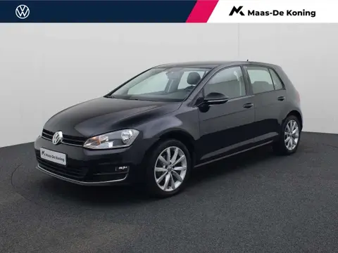 Used VOLKSWAGEN GOLF Petrol 2016 Ad 