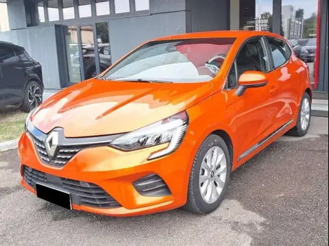 Used RENAULT CLIO Hybrid 2021 Ad 