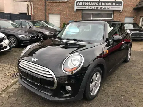 Used MINI COOPER Petrol 2015 Ad 