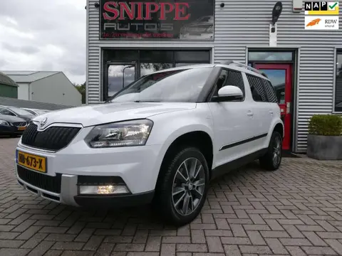 Used SKODA YETI Petrol 2015 Ad 