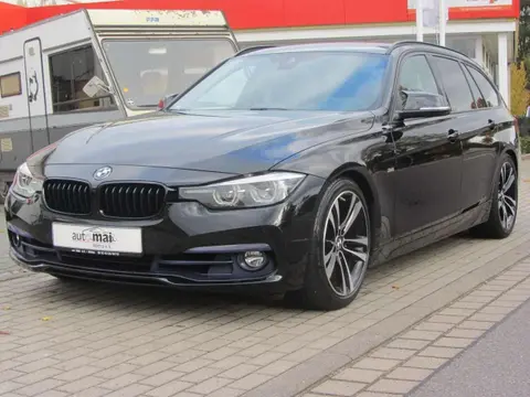 Used BMW SERIE 3 Petrol 2018 Ad 