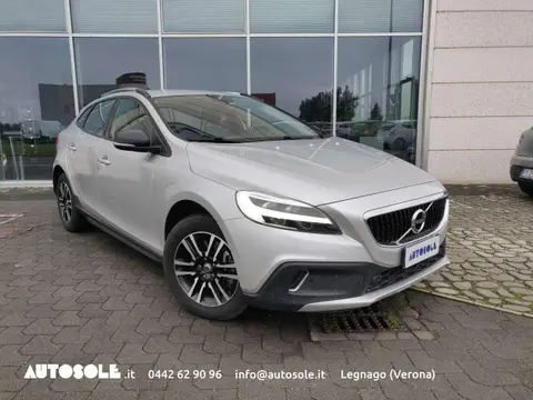 Annonce VOLVO V40 Diesel 2019 d'occasion 