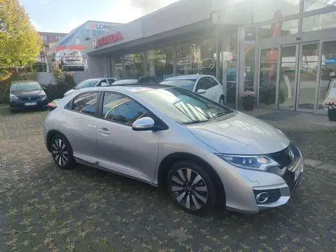 Used HONDA CIVIC Petrol 2015 Ad 