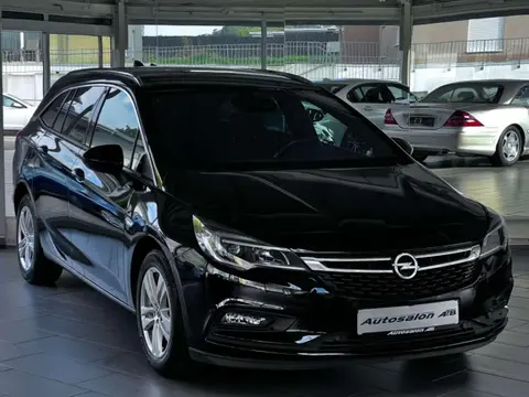 Annonce OPEL ASTRA Essence 2018 d'occasion Allemagne