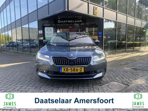 Used SKODA SUPERB Petrol 2018 Ad 