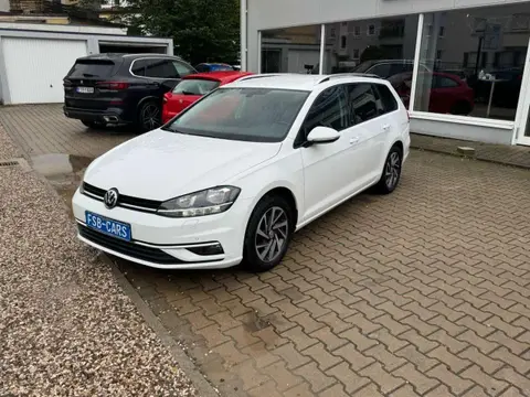 Used VOLKSWAGEN GOLF Petrol 2017 Ad 