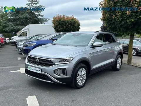 Used VOLKSWAGEN T-ROC Petrol 2023 Ad Belgium