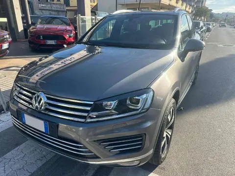 Used VOLKSWAGEN TOUAREG Diesel 2017 Ad 