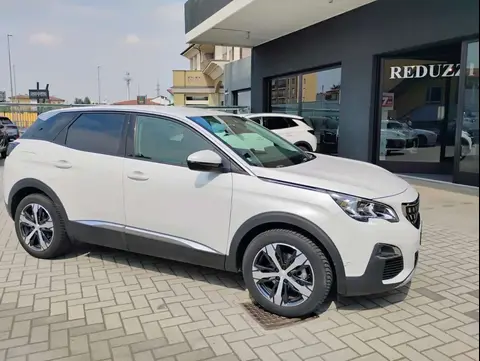 Used PEUGEOT 3008 Petrol 2019 Ad 