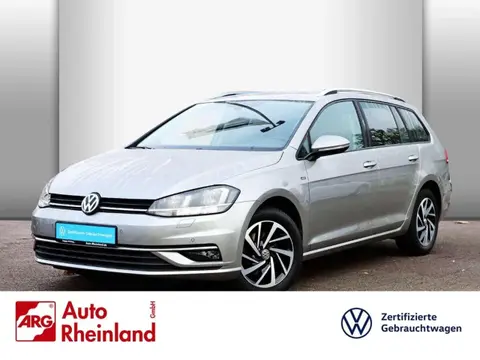 Used VOLKSWAGEN GOLF Petrol 2018 Ad 