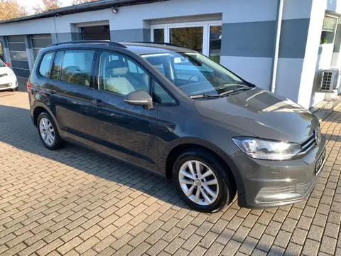 Used VOLKSWAGEN TOURAN Diesel 2015 Ad 