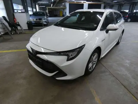 Used TOYOTA COROLLA Hybrid 2021 Ad 