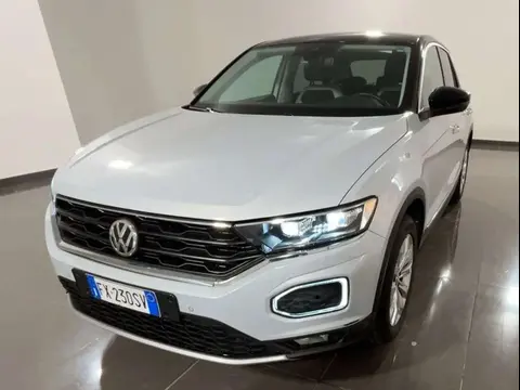 Annonce VOLKSWAGEN T-ROC Essence 2019 d'occasion 