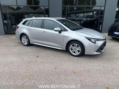 Used TOYOTA COROLLA Hybrid 2021 Ad 