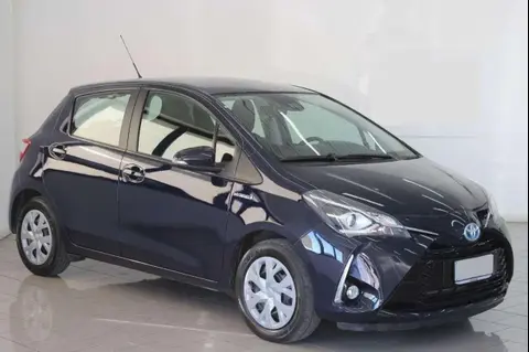 Used TOYOTA YARIS Hybrid 2018 Ad 