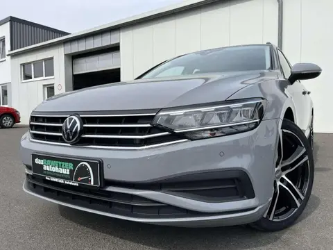 Used VOLKSWAGEN PASSAT Petrol 2022 Ad 