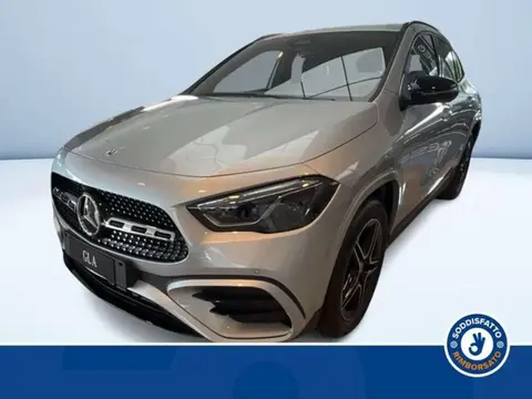 Used MERCEDES-BENZ CLASSE GLA Hybrid 2024 Ad 