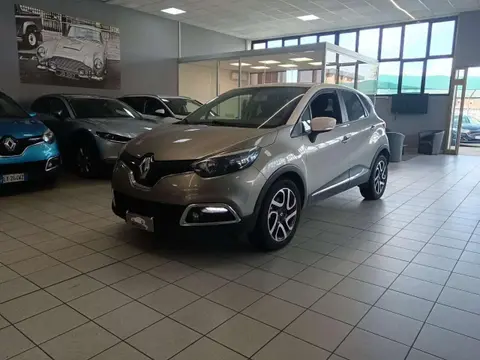 Used RENAULT CAPTUR Diesel 2015 Ad 