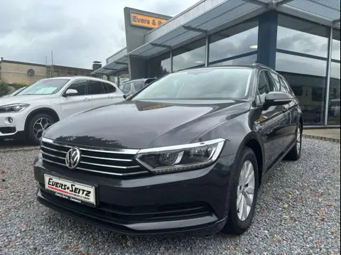 Used VOLKSWAGEN PASSAT Petrol 2019 Ad 