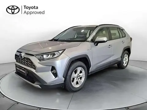 Used TOYOTA RAV4 Hybrid 2019 Ad 