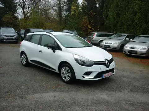 Used RENAULT CLIO Petrol 2018 Ad 