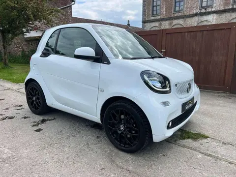 Used SMART FORTWO Petrol 2019 Ad Belgium