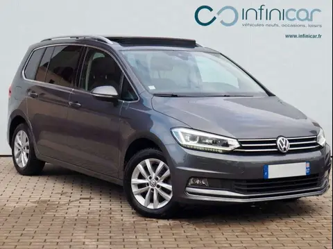 Used VOLKSWAGEN TOURAN Petrol 2019 Ad 