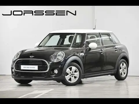 Used MINI COOPER Diesel 2018 Ad 