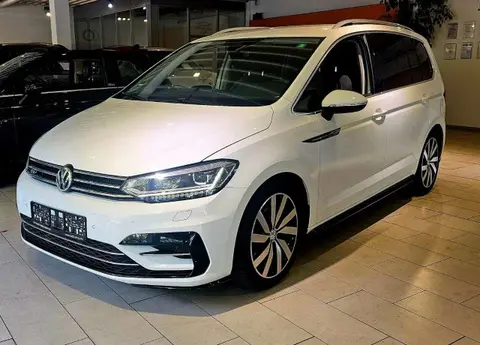 Used VOLKSWAGEN TOURAN Diesel 2017 Ad 