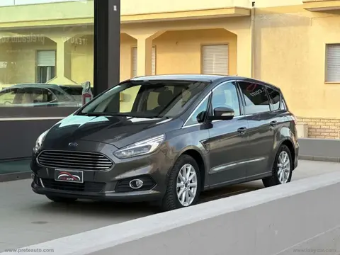 Used FORD S-MAX Diesel 2017 Ad 