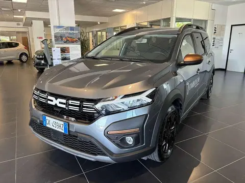 Used DACIA JOGGER Hybrid 2023 Ad 