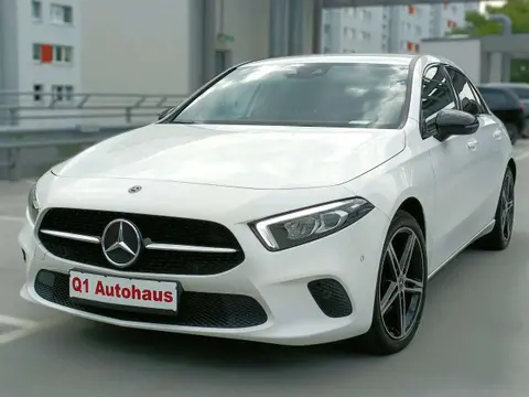 Used MERCEDES-BENZ CLASSE A Petrol 2019 Ad Germany