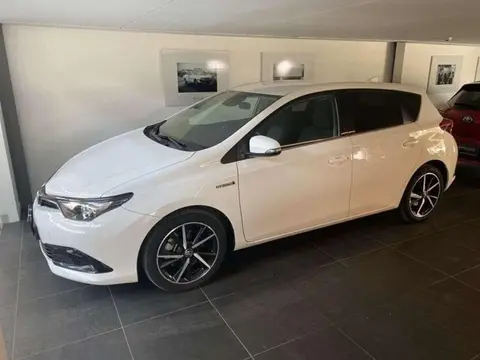 Used TOYOTA AURIS Hybrid 2018 Ad 