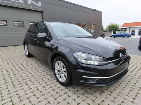 Used VOLKSWAGEN GOLF Petrol 2017 Ad Belgium