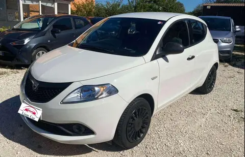 Annonce LANCIA YPSILON Hybride 2021 d'occasion 