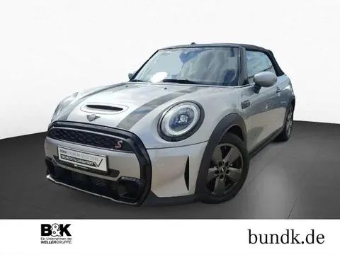 Annonce MINI COOPER Essence 2023 d'occasion Allemagne