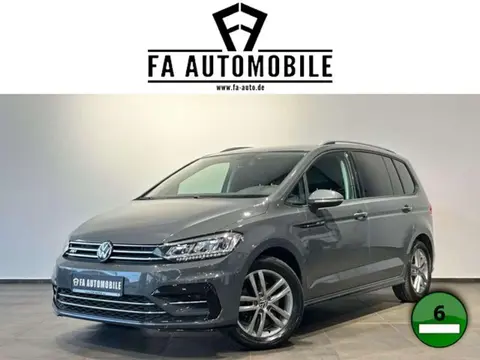 Used VOLKSWAGEN TOURAN Petrol 2022 Ad 