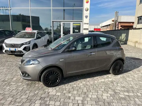 Used LANCIA YPSILON Hybrid 2022 Ad 