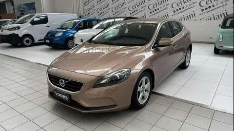 Used VOLVO V40 Diesel 2015 Ad 