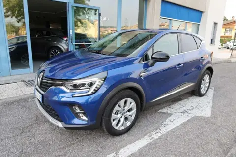 Used RENAULT CAPTUR Hybrid 2021 Ad 